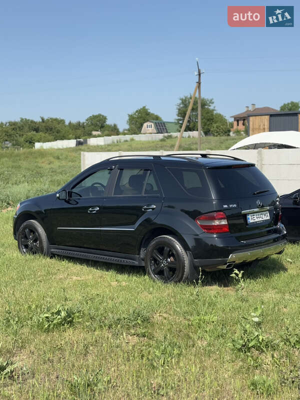 Внедорожник / Кроссовер Mercedes-Benz M-Class 2008 в Днепре фото 11 Внедорожник / Кроссовер Mercedes-Benz M-Class 2008 в Днепре