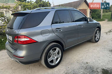 Внедорожник / Кроссовер Mercedes-Benz M-Class 2012 в 