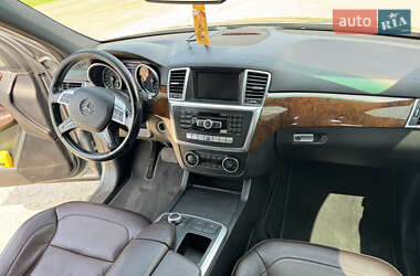 Внедорожник / Кроссовер Mercedes-Benz M-Class 2012 в 