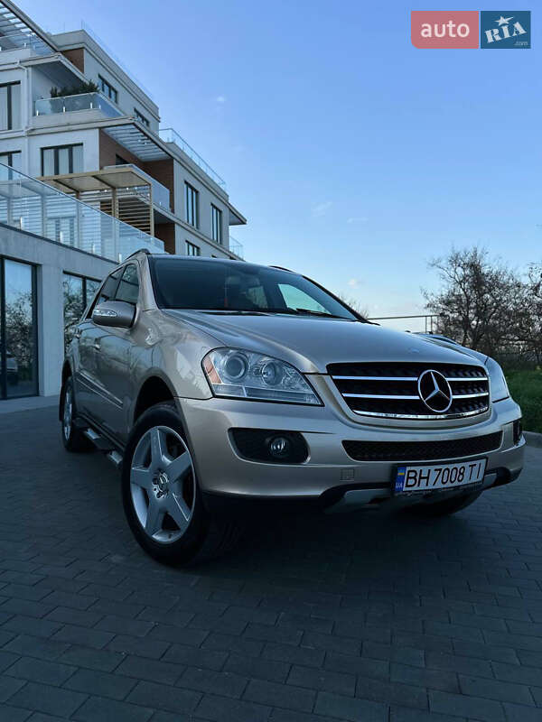 Mercedes-Benz M-Class 2007