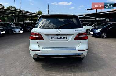 Внедорожник / Кроссовер Mercedes-Benz M-Class 2012 в 