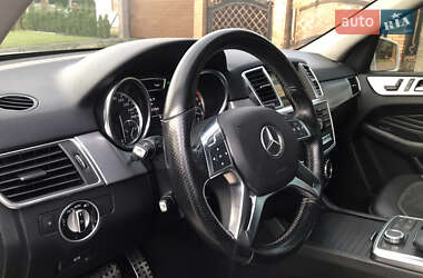 Внедорожник / Кроссовер Mercedes-Benz M-Class 2012 в 