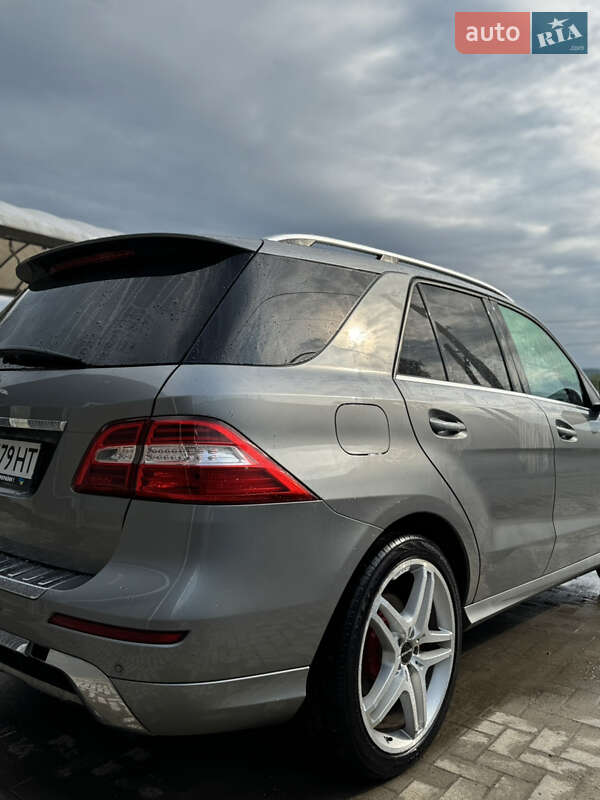 Внедорожник / Кроссовер Mercedes-Benz M-Class 2013 в Коломые