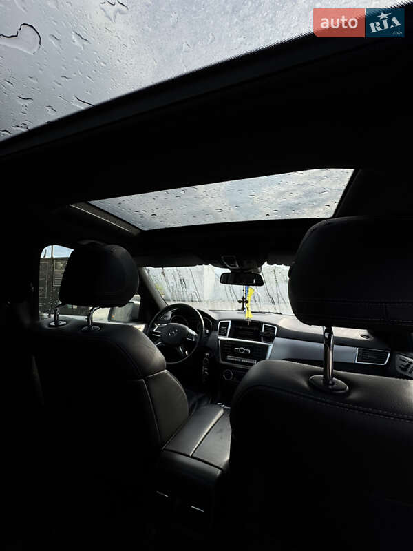 Внедорожник / Кроссовер Mercedes-Benz M-Class 2013 в Коломые