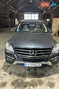 Позашляховик / Кросовер Mercedes-Benz M-Class 2011 в Києві