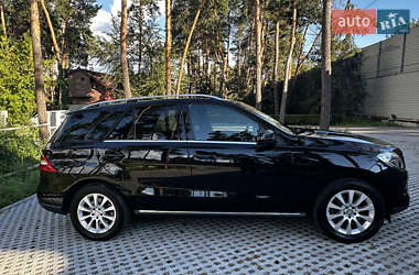 Внедорожник / Кроссовер Mercedes-Benz M-Class 2013 в 