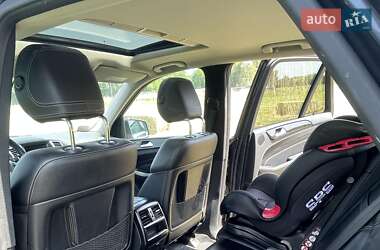 Внедорожник / Кроссовер Mercedes-Benz M-Class 2011 в 