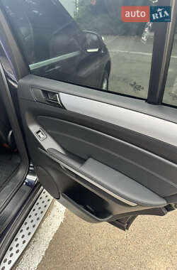 Внедорожник / Кроссовер Mercedes-Benz M-Class 2010 в 