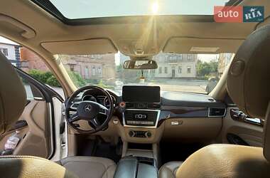 Внедорожник / Кроссовер Mercedes-Benz M-Class 2012 в 