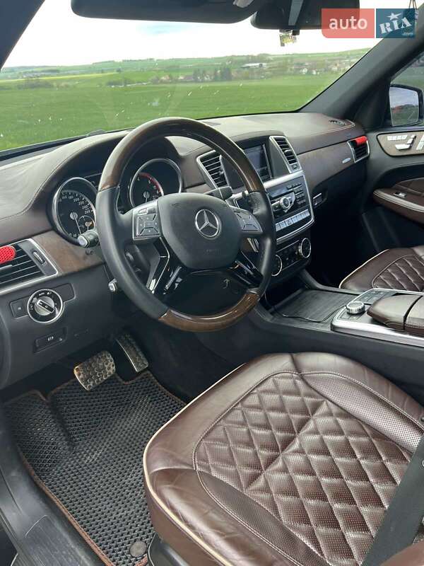 Внедорожник / Кроссовер Mercedes-Benz M-Class 2012 в Межгорье