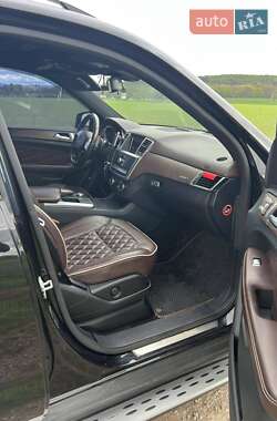 Внедорожник / Кроссовер Mercedes-Benz M-Class 2012 в 