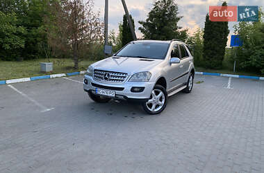 Внедорожник / Кроссовер Mercedes-Benz M-Class 2005 в 