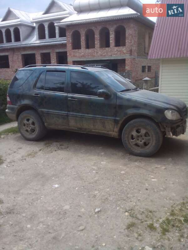 Внедорожник / Кроссовер Mercedes-Benz M-Class 2003 в Косове