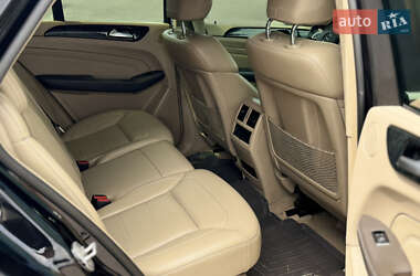 Внедорожник / Кроссовер Mercedes-Benz M-Class 2012 в 