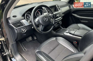Внедорожник / Кроссовер Mercedes-Benz M-Class 2014 в 