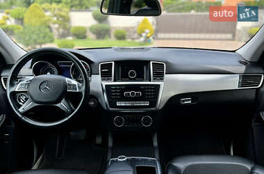 Внедорожник / Кроссовер Mercedes-Benz M-Class 2014 в 