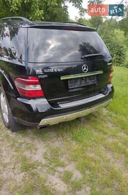 Внедорожник / Кроссовер Mercedes-Benz M-Class 2008 в 