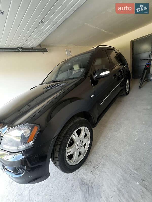 Позашляховик / Кросовер Mercedes-Benz M-Class 2008 в Ужгороді