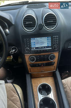 Внедорожник / Кроссовер Mercedes-Benz M-Class 2008 в 