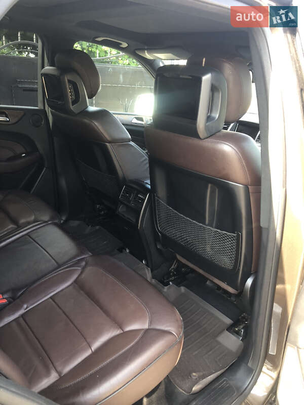 Внедорожник / Кроссовер Mercedes-Benz M-Class 2012 в Первомайске