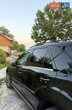 Внедорожник / Кроссовер Mercedes-Benz M-Class 2011 в 