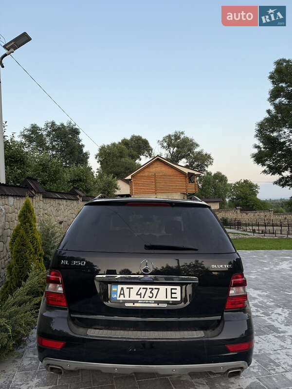 Внедорожник / Кроссовер Mercedes-Benz M-Class 2011 в Снятине