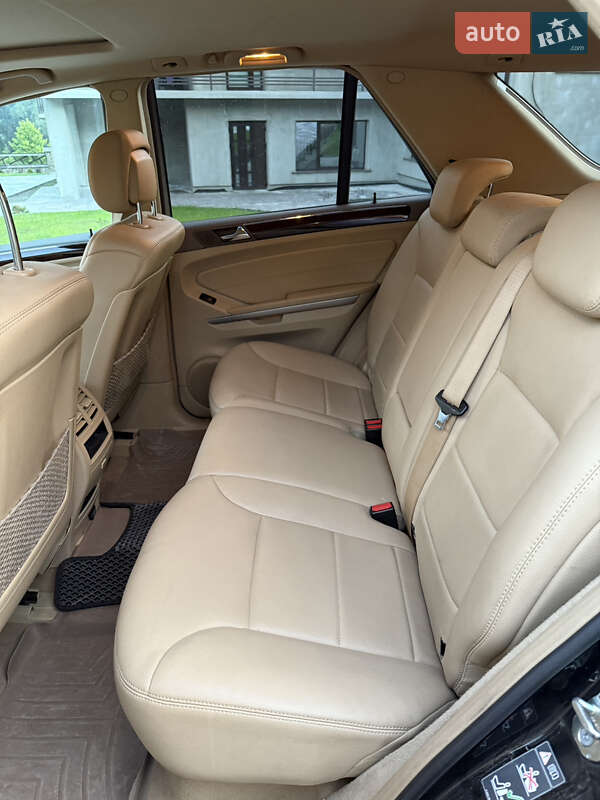 Внедорожник / Кроссовер Mercedes-Benz M-Class 2011 в Снятине