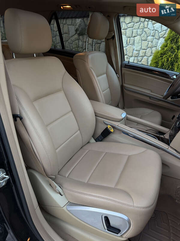 Внедорожник / Кроссовер Mercedes-Benz M-Class 2011 в Снятине