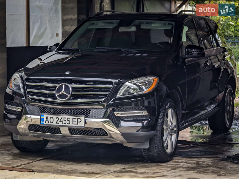 Позашляховик / Кросовер Mercedes-Benz M-Class 2014 в Виноградові