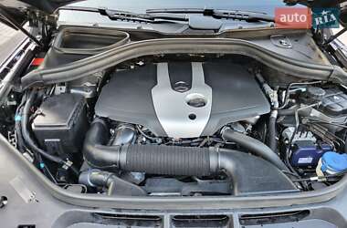 Внедорожник / Кроссовер Mercedes-Benz M-Class 2015 в 