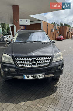 Внедорожник / Кроссовер Mercedes-Benz M-Class 2007 в 