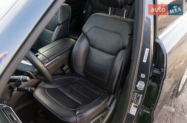 Позашляховик / Кросовер Mercedes-Benz M-Class 2014 в 
