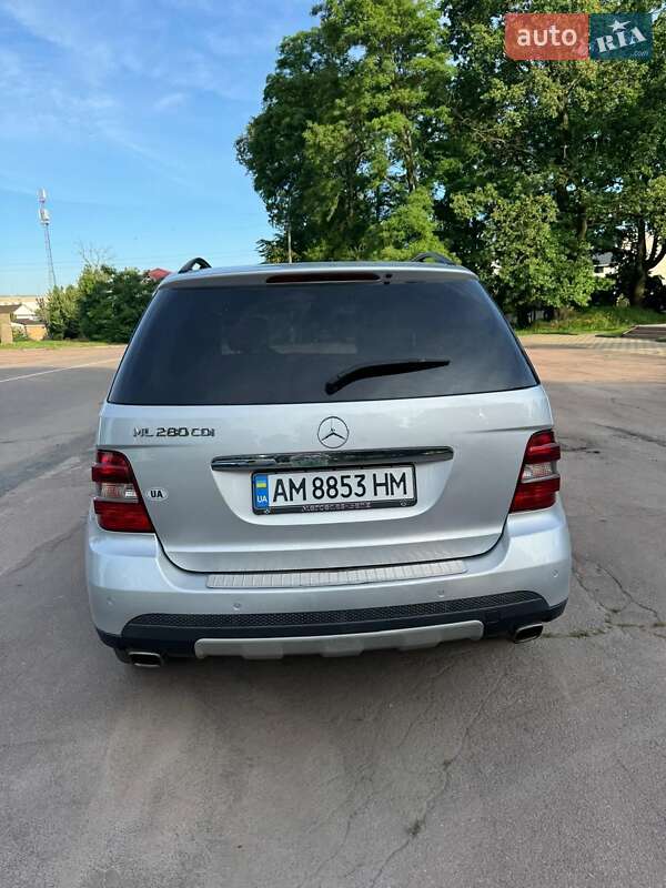 Внедорожник / Кроссовер Mercedes-Benz M-Class 2008 в Коростене