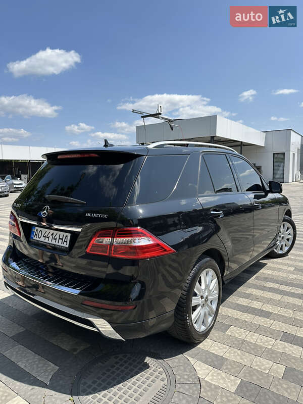 Позашляховик / Кросовер Mercedes-Benz M-Class 2014 в Ужгороді