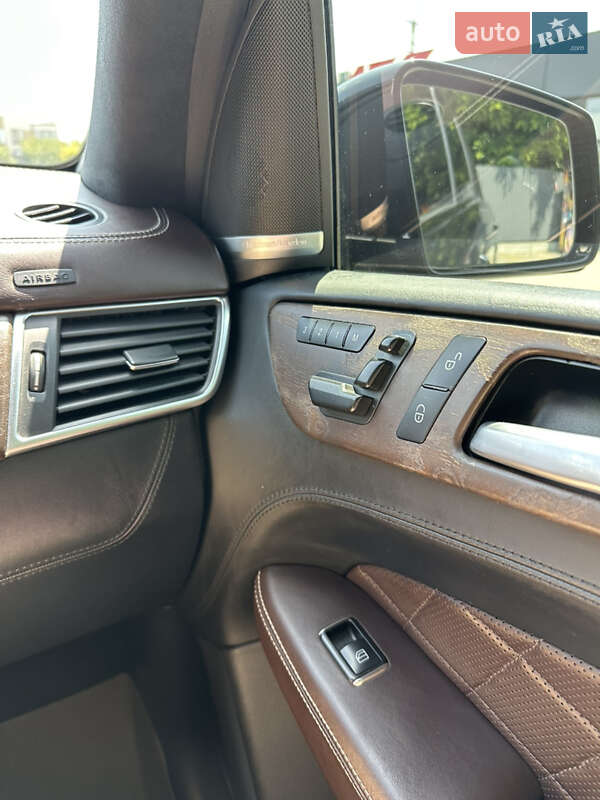 Позашляховик / Кросовер Mercedes-Benz M-Class 2014 в Ужгороді