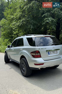 Внедорожник / Кроссовер Mercedes-Benz M-Class 2009 в 