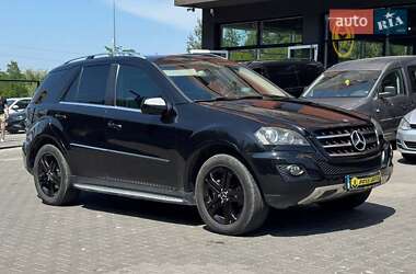 Внедорожник / Кроссовер Mercedes-Benz M-Class 2008 в Черновцах
