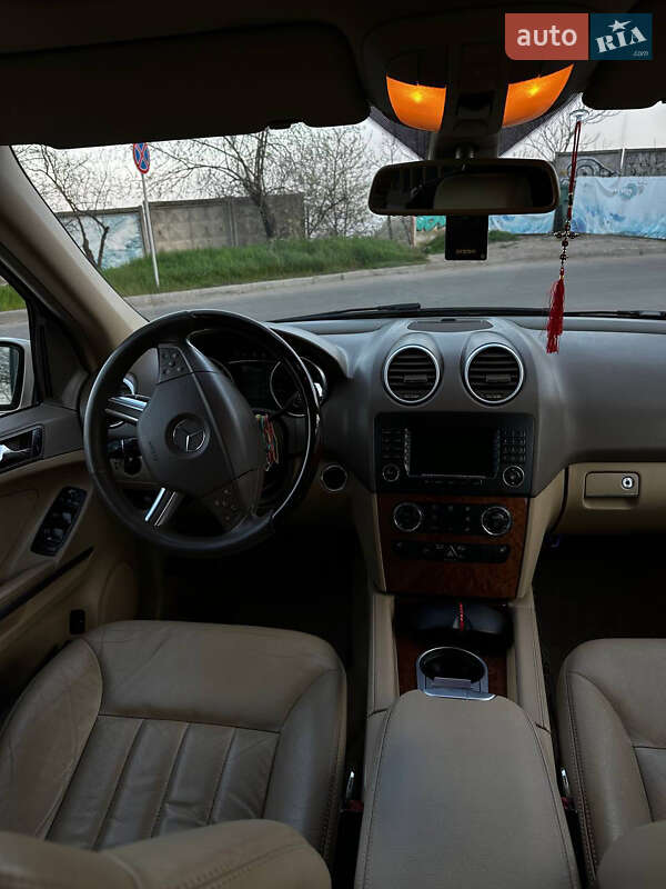 Внедорожник / Кроссовер Mercedes-Benz M-Class 2007 в Одессе