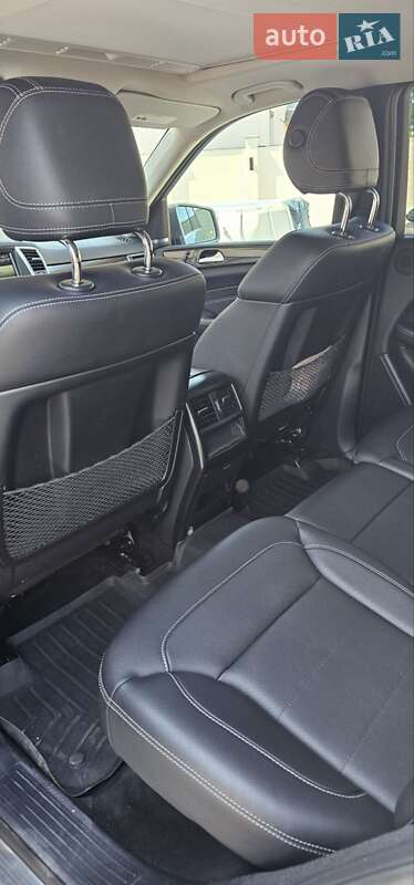 Внедорожник / Кроссовер Mercedes-Benz M-Class 2013 в Одессе