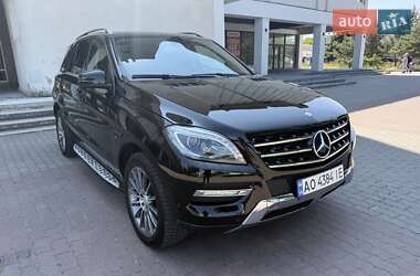 Внедорожник / Кроссовер Mercedes-Benz M-Class 2013 в 