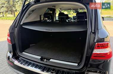 Внедорожник / Кроссовер Mercedes-Benz M-Class 2013 в 