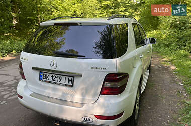 Внедорожник / Кроссовер Mercedes-Benz M-Class 2008 в 