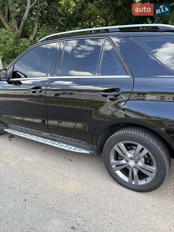 Внедорожник / Кроссовер Mercedes-Benz M-Class 2012 в Львове