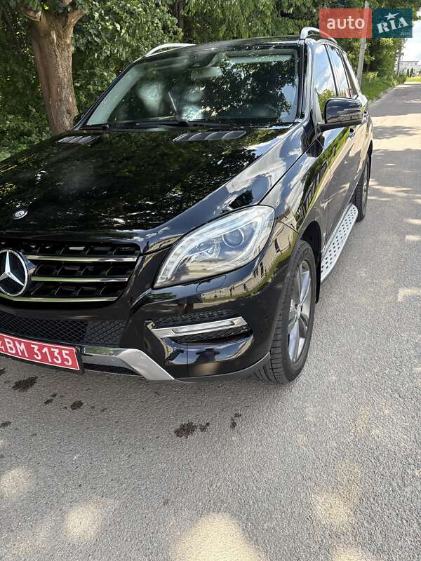 Внедорожник / Кроссовер Mercedes-Benz M-Class 2012 в Львове