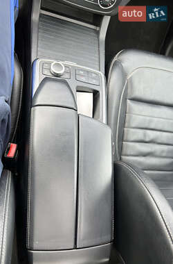 Внедорожник / Кроссовер Mercedes-Benz M-Class 2011 в 