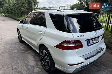 Позашляховик / Кросовер Mercedes-Benz M-Class 2012 в 