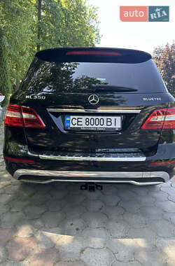 Внедорожник / Кроссовер Mercedes-Benz M-Class 2013 в 