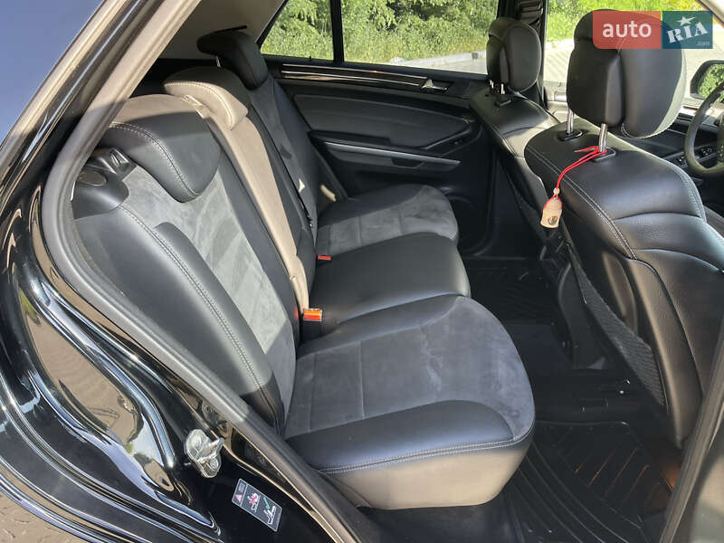 Внедорожник / Кроссовер Mercedes-Benz M-Class 2009 в Тернополе