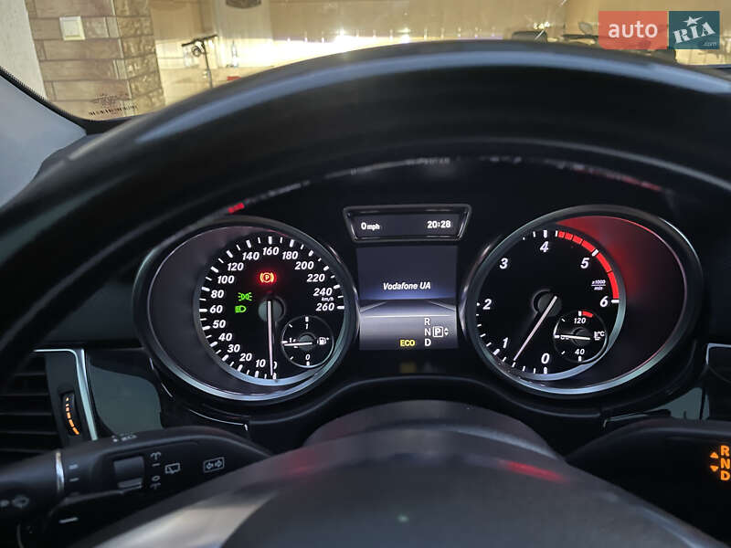 Позашляховик / Кросовер Mercedes-Benz M-Class 2013 в Чернівцях