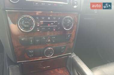 Позашляховик / Кросовер Mercedes-Benz M-Class 2006 в 